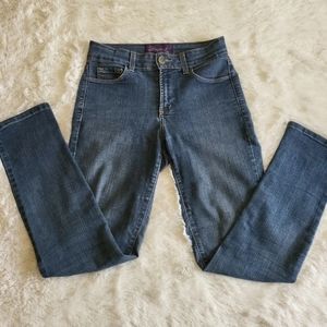NYDJ Size 2P Skinny Jeans